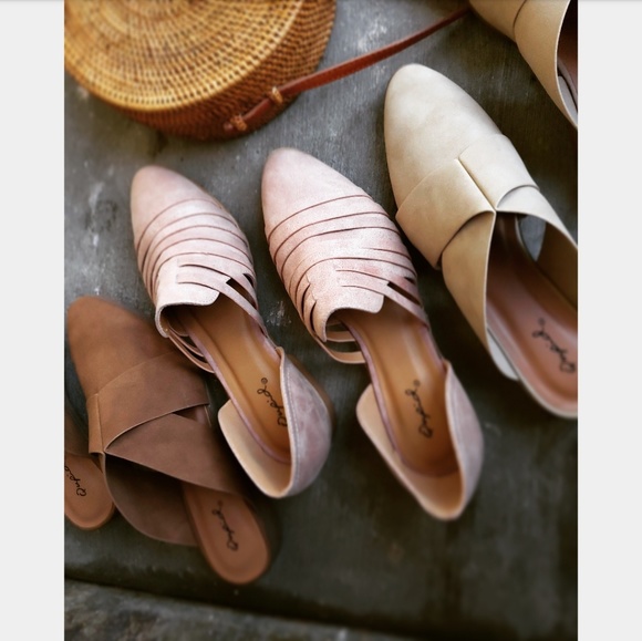 🆕️//The Aliza// rustic blush flat - Picture 4 of 5